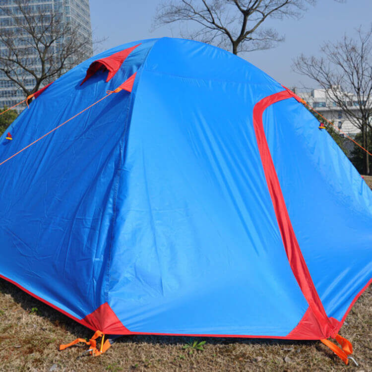 Four person camping tent